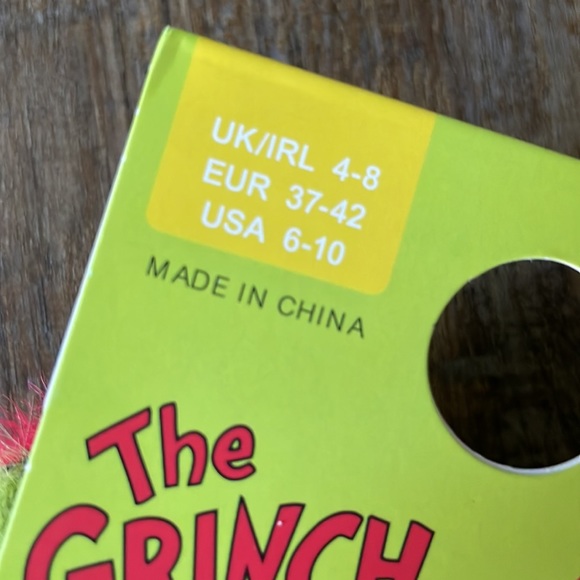Grinch Socks - Picture 4 of 6